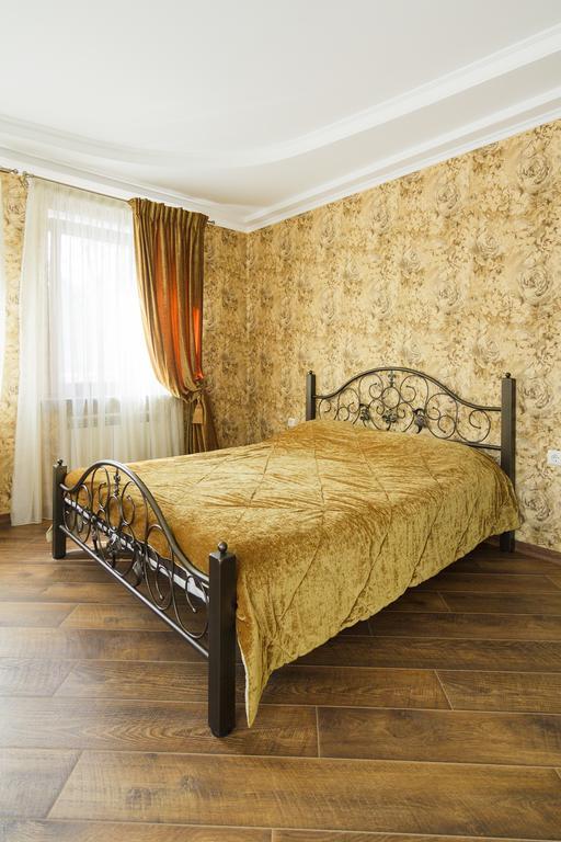 Best Apartments On Deribasovskoy Одесса Экстерьер фото