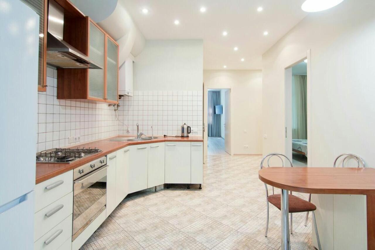 Best Apartments On Deribasovskoy Одесса Экстерьер фото